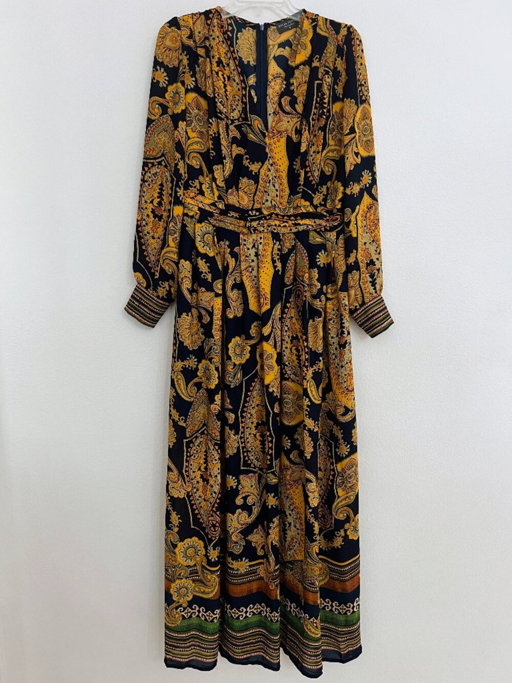 Dress Forum V-Neck Floral Baroque Vibrant Long-sleeve Maxi Dress Size Medium